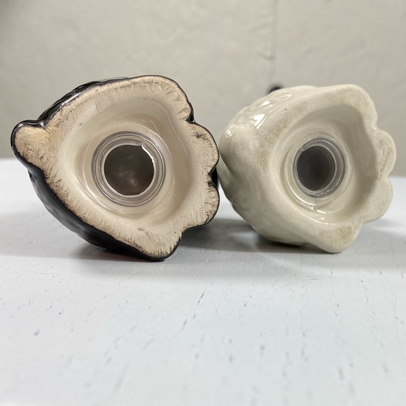 Terrier salt and pepper shakers - Picture 2 of 5